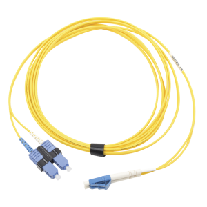 Jumper de Fibra Óptica Monomodo (OS2), XGLO, LC/UPC-SC/UPC Duplex, OFNR, Color Amarillo, 10 Metros (32.81 Pies)