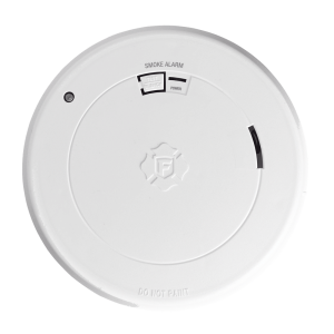 Alarma de Humo First Alert SM210L / Sensor Fotoelectrico / Batería de Litio Sellada de 10 Años / Luz de Seguridad / Rango de Temperatura 4.4°C a 37.8°C/ Cumple UL217, CSFM, NFPA 72, NFPA 101, ICC