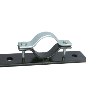 Abrazadera Doble Omega, fabricada en Acero para instalación de mástil de 2" en muros verticales